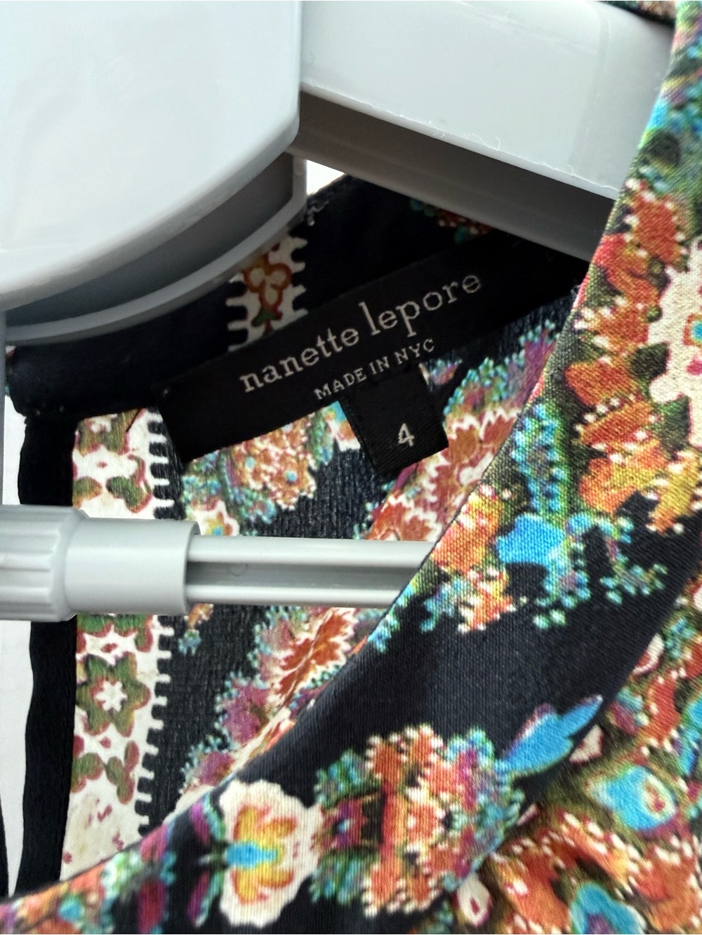 Nanette Lepore Black Patchwork Paisley Floral Silk Scarf Look Blouse Size 4 S - Picture 6 of 6